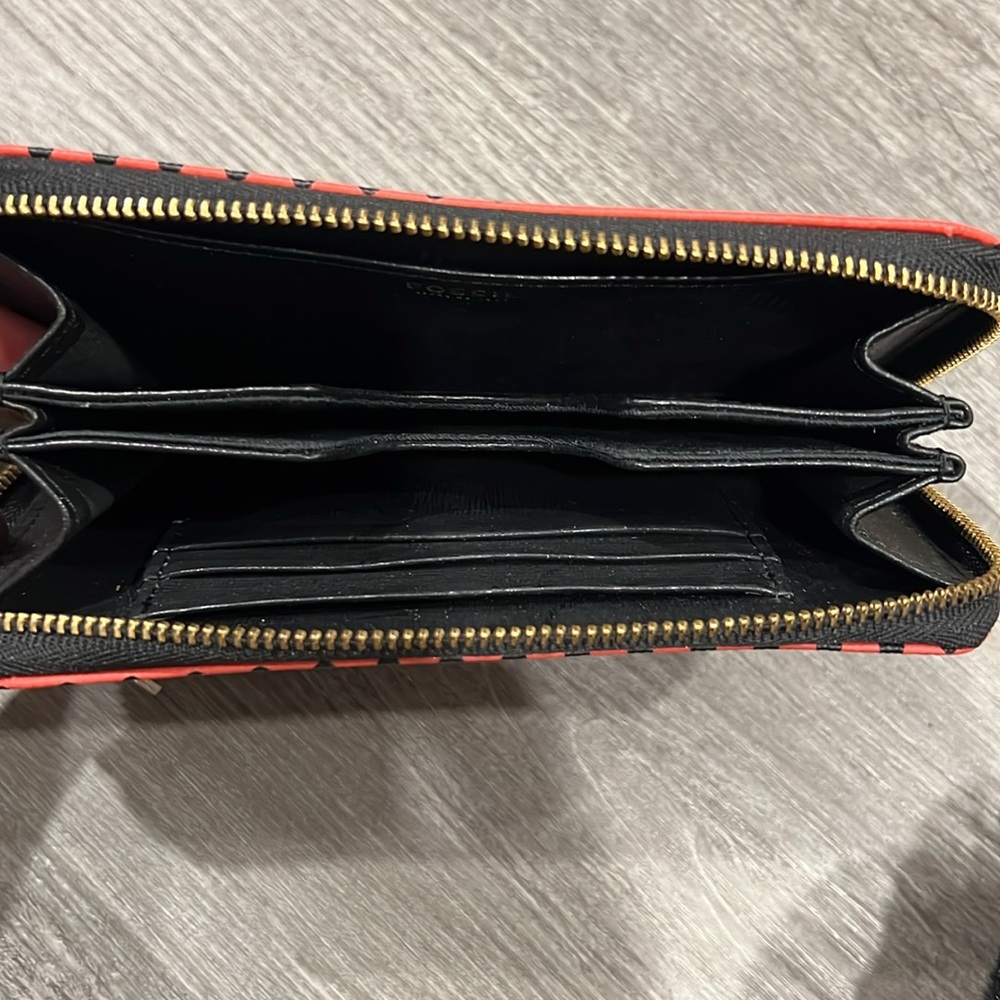 Fossil zip around wallet wristlet - Picture 6 of 11